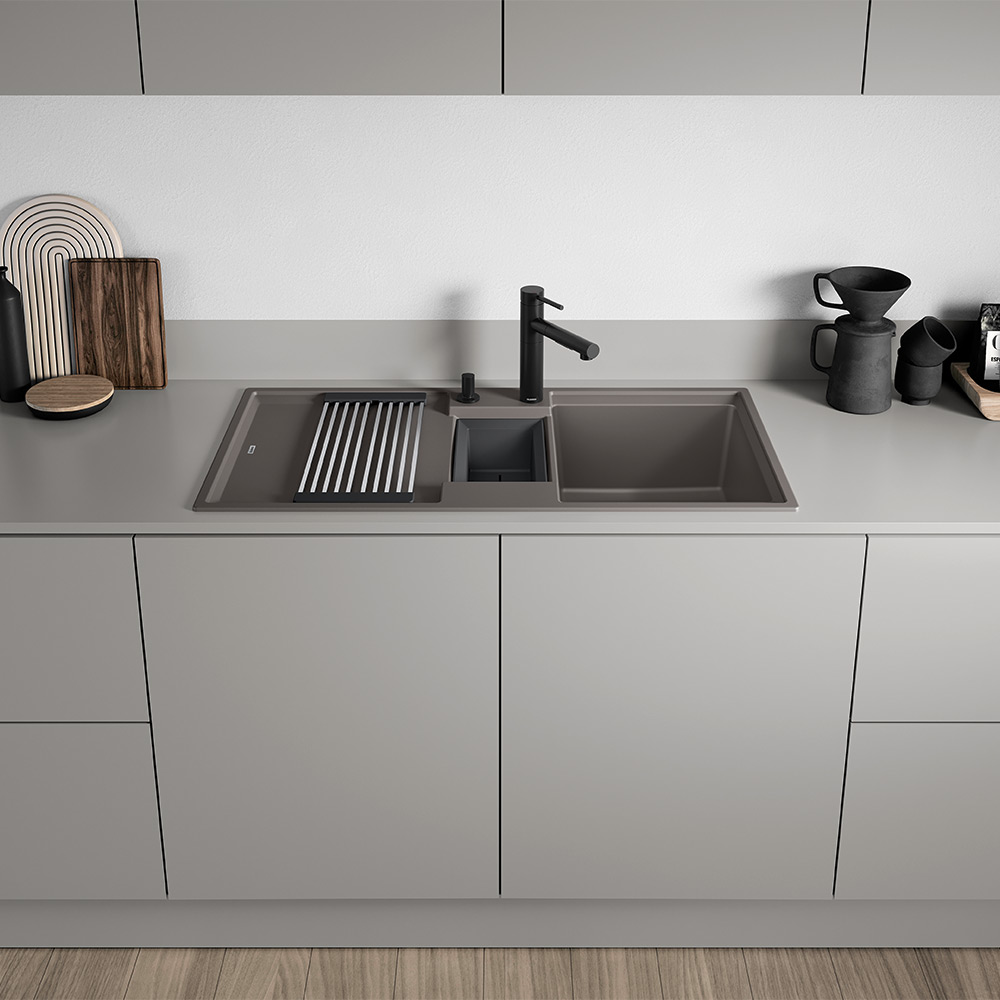 ADIRA_6S_SG_volcano-grey_RC_GRID_Colander_527604_01A_g_C_Web-PPT-JPG-Highres_190342