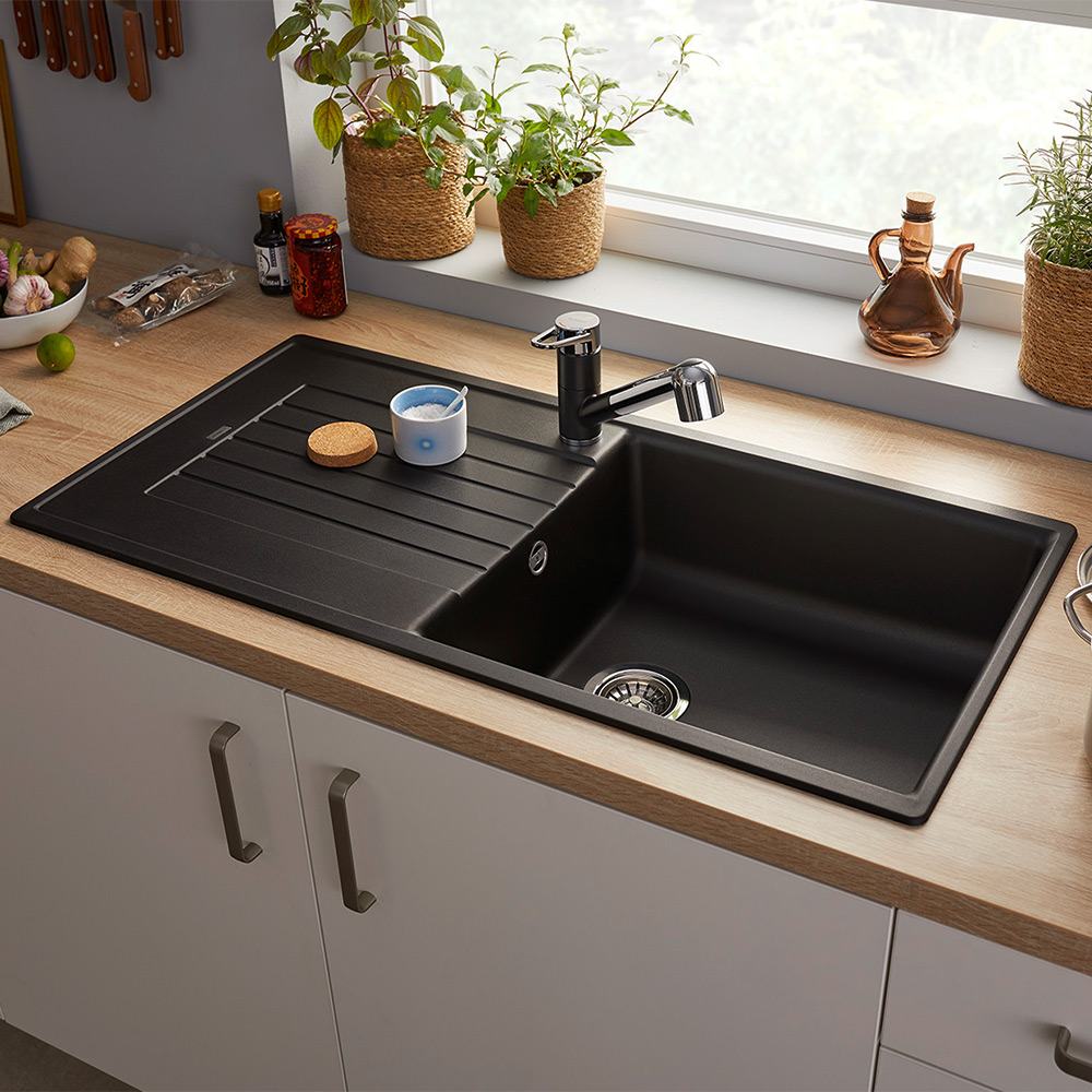 Blanco_ZIA_XL_6_S_SG_black_526024_rc_C_Web-PPT-JPG-Highres_101076